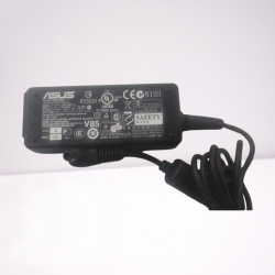 Carregador de Portátil Asus...